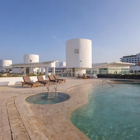 Luxury 3br Apto. Salida A Playa Piscina Jacuzzi